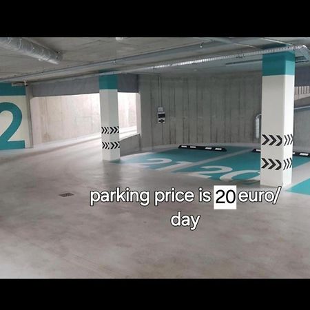 Happy Inn Vip, Self Check-In-24X7, A-C, Parking-In-The-Underground-Garage ヴィリニュス エクステリア 写真