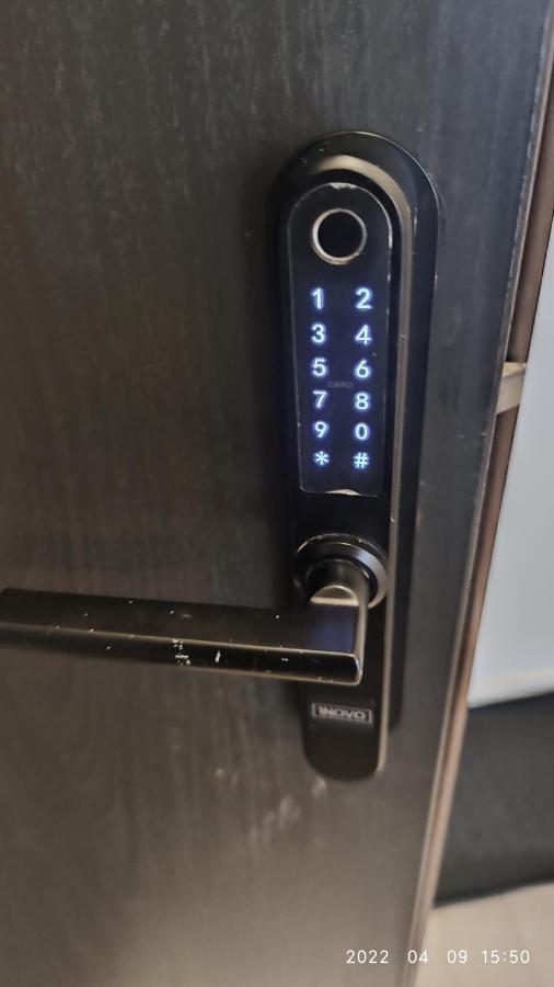 Happy Inn Vip, Self Check-In-24X7, A-C, Parking-In-The-Underground-Garage ヴィリニュス エクステリア 写真